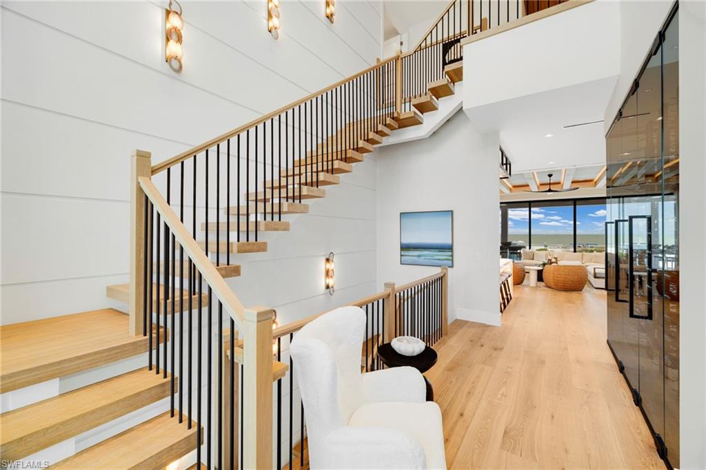 main level landing