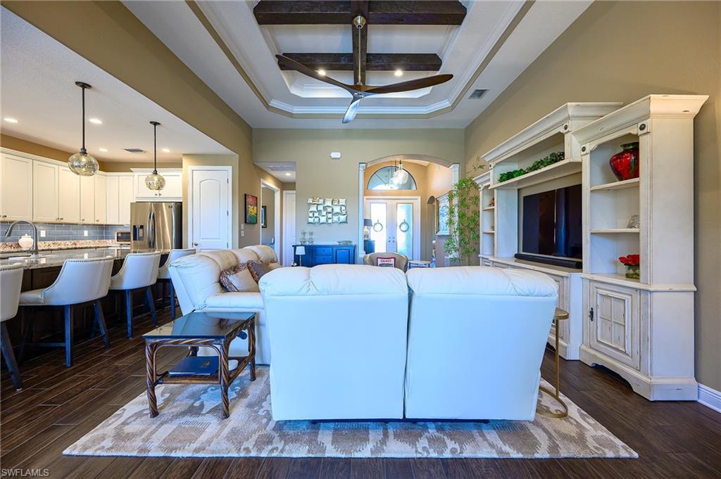 10505 Valencia Lakes DR photo 9