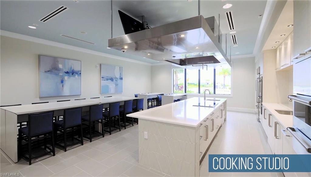 Cooking classes at the clubhouse