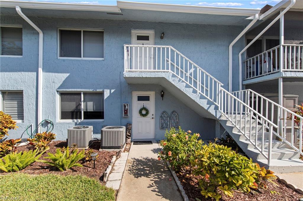 256 Palm DR 1