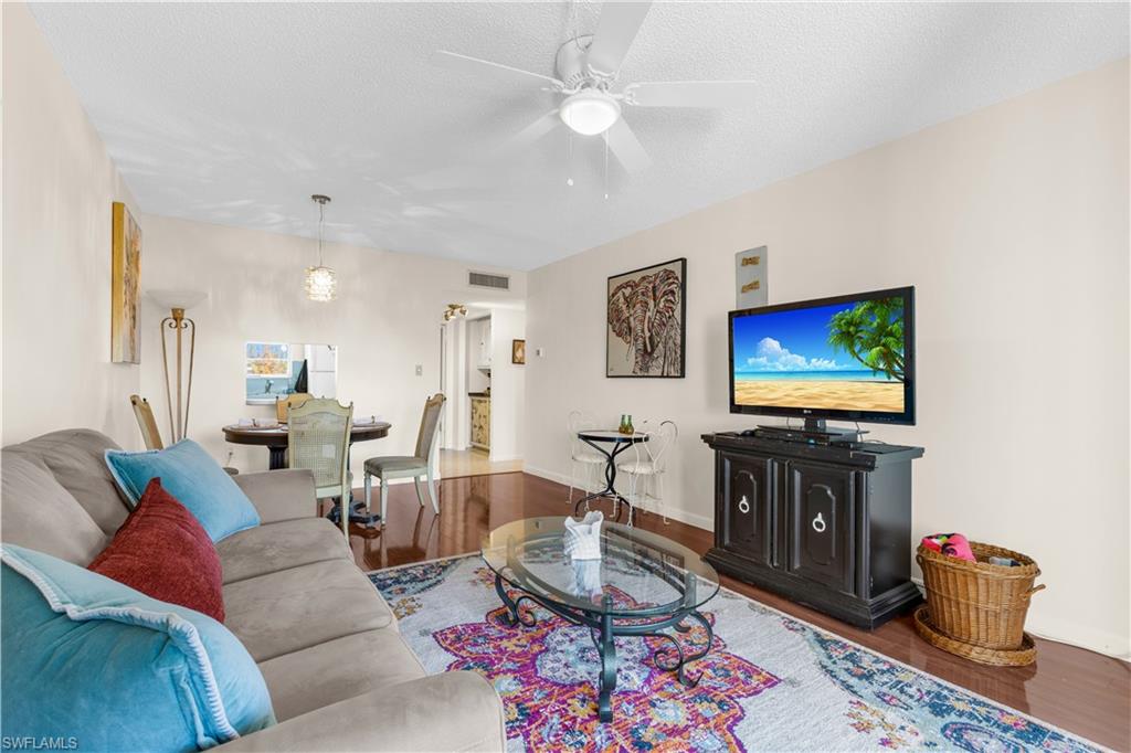 150 Turtle Lake CT 307