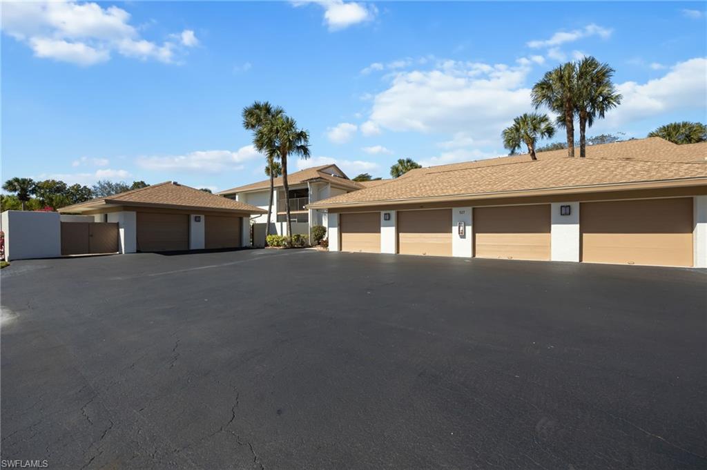 517 Lake Louise CIR 201 photo 24