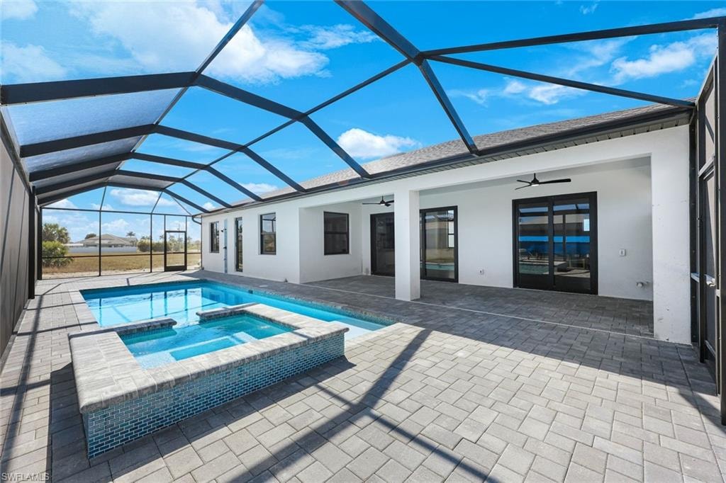 Large lanai plumed for a kitchen
