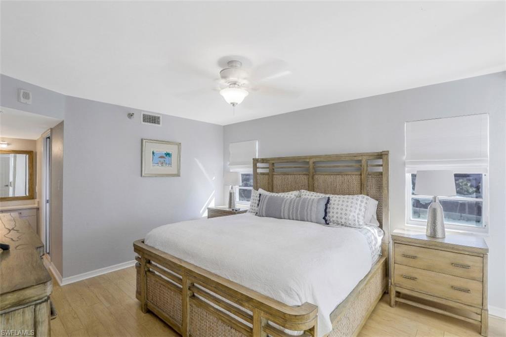 5501 Heron Pt DR 201 photo 14