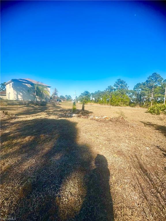 View of yard with a view of rural / pastoral area