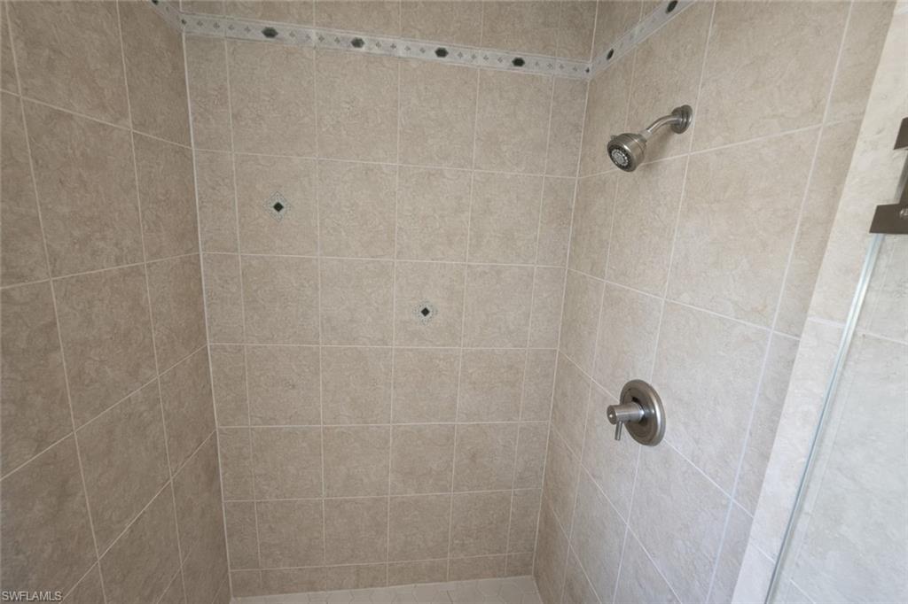 1440 Graham CIR photo 17