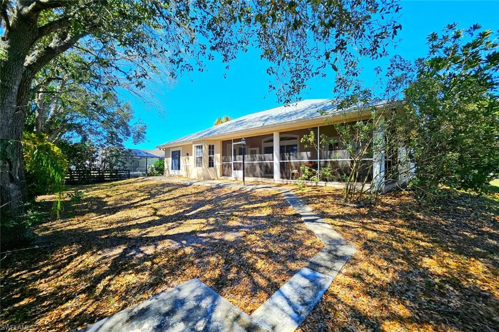 1440 Graham CIR photo 31