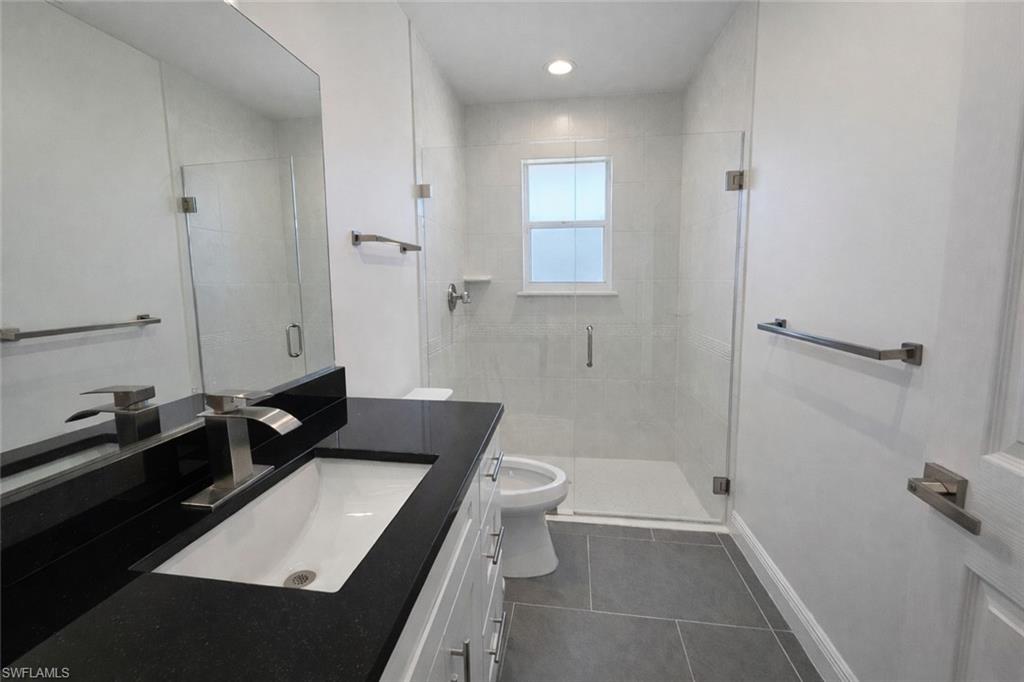 1440 Graham CIR photo 25
