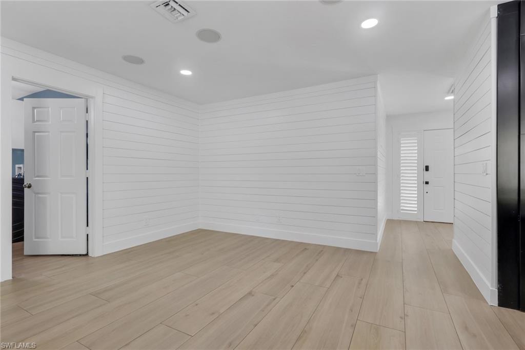 10450 Windsor WAY photo 12