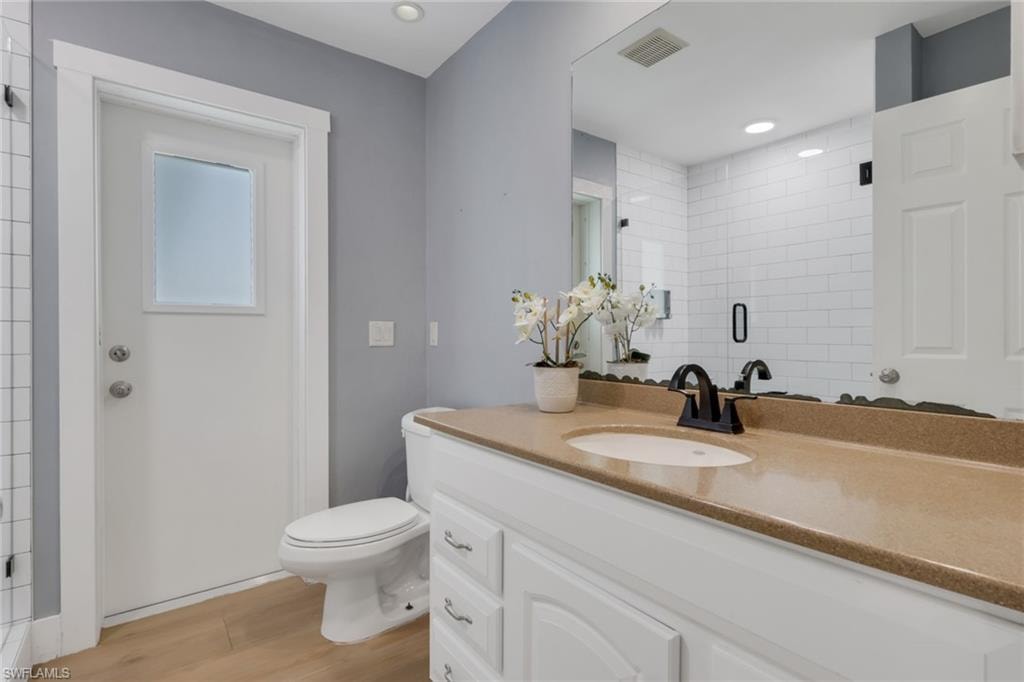 10450 Windsor WAY photo 36