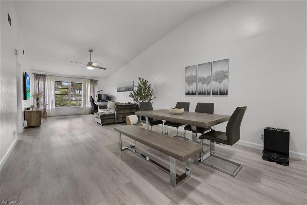 4100 Looking Glass LN 3002 photo 9