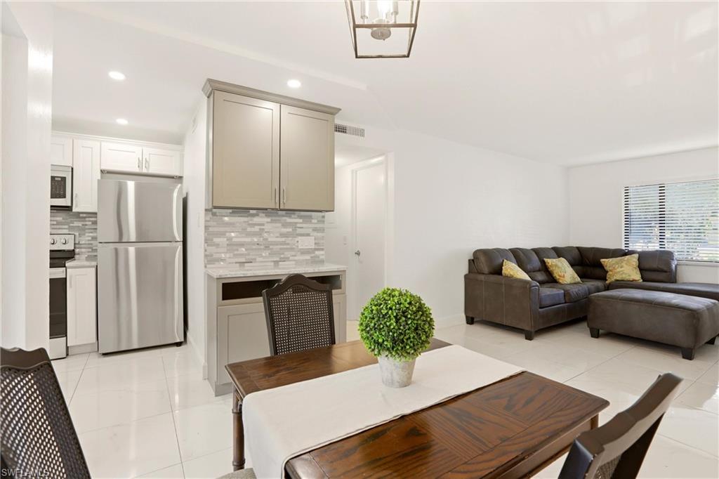 1450 GREEN VALLEY CIR 502 photo 8