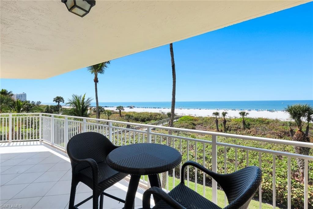 520 Collier BLVD 301 photo 24