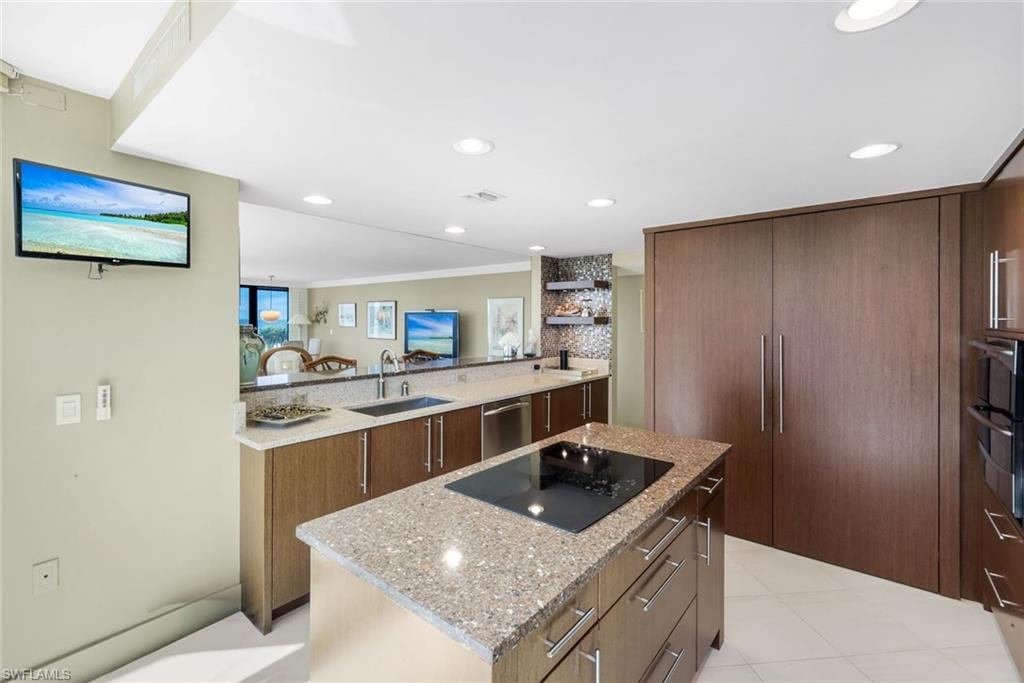 520 Collier BLVD 301 photo 14