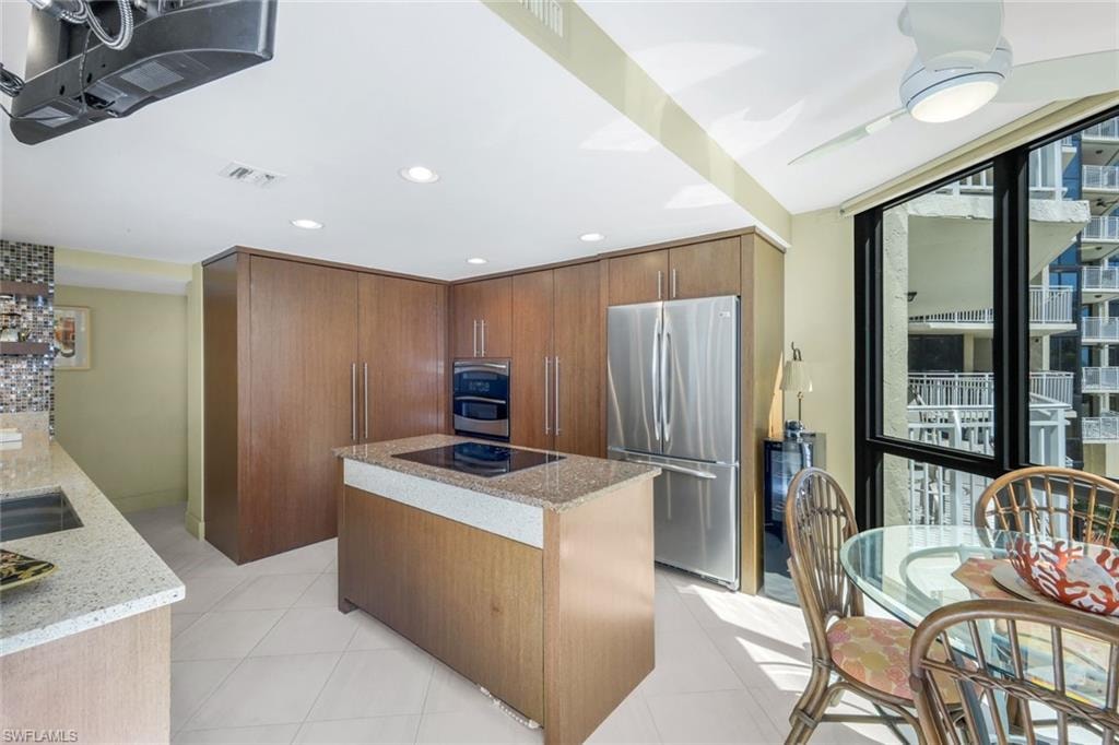 520 Collier BLVD 301 photo 15