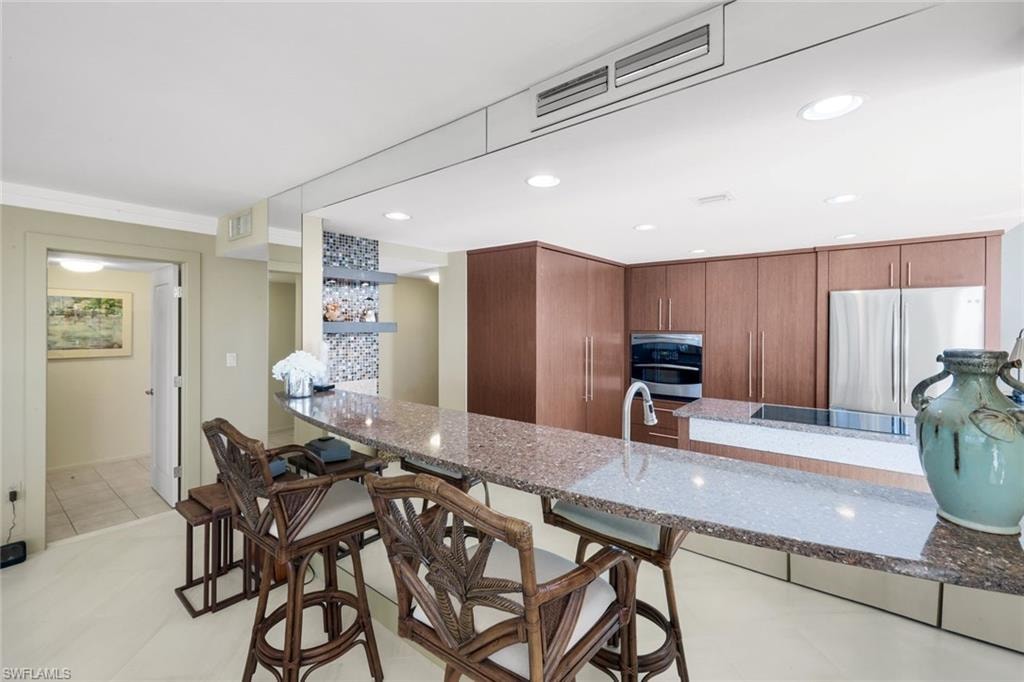 520 Collier BLVD 301 photo 11