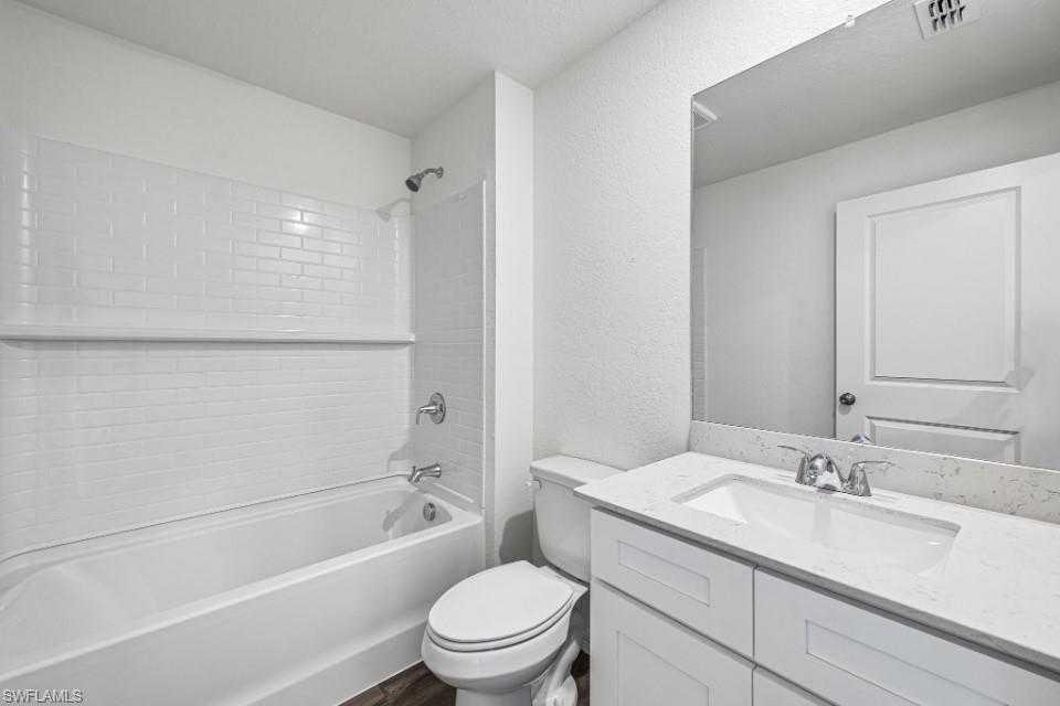 16057 MINORCA DR photo 15