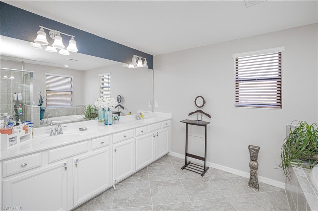 14336 Vindel CIR photo 32