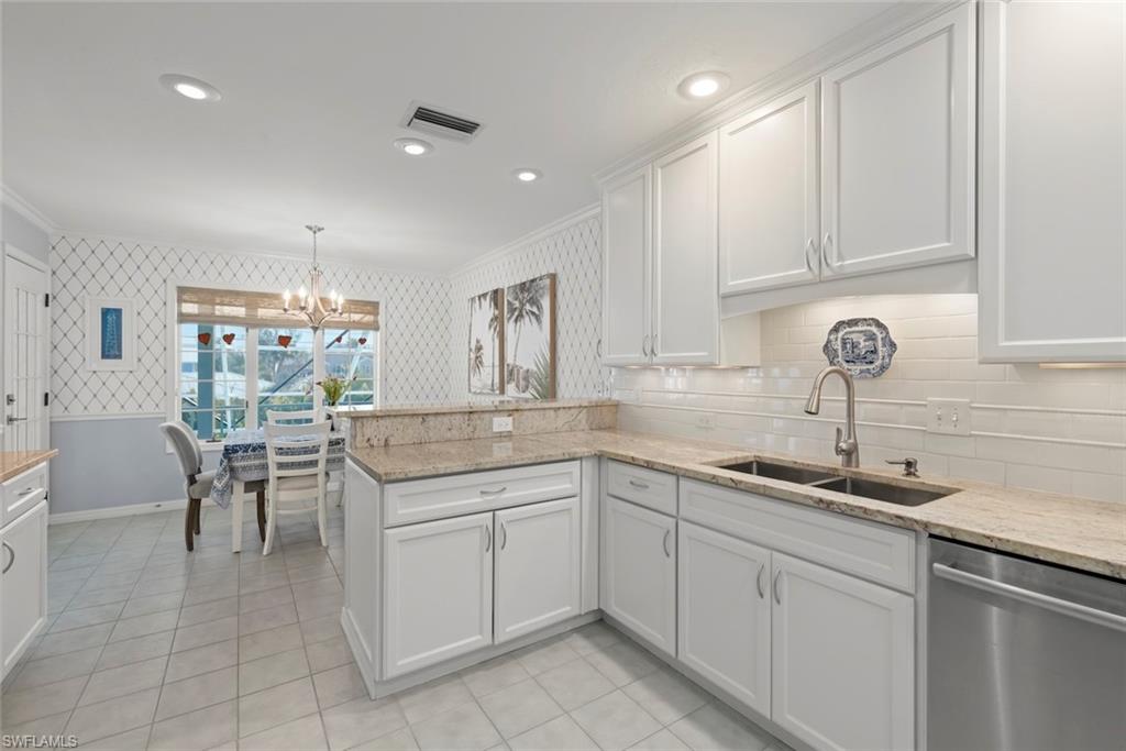 1360 Jamaica DR photo 31