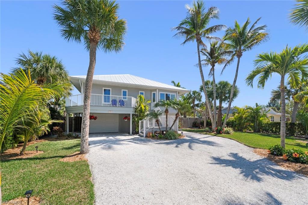 1360 Jamaica Drive