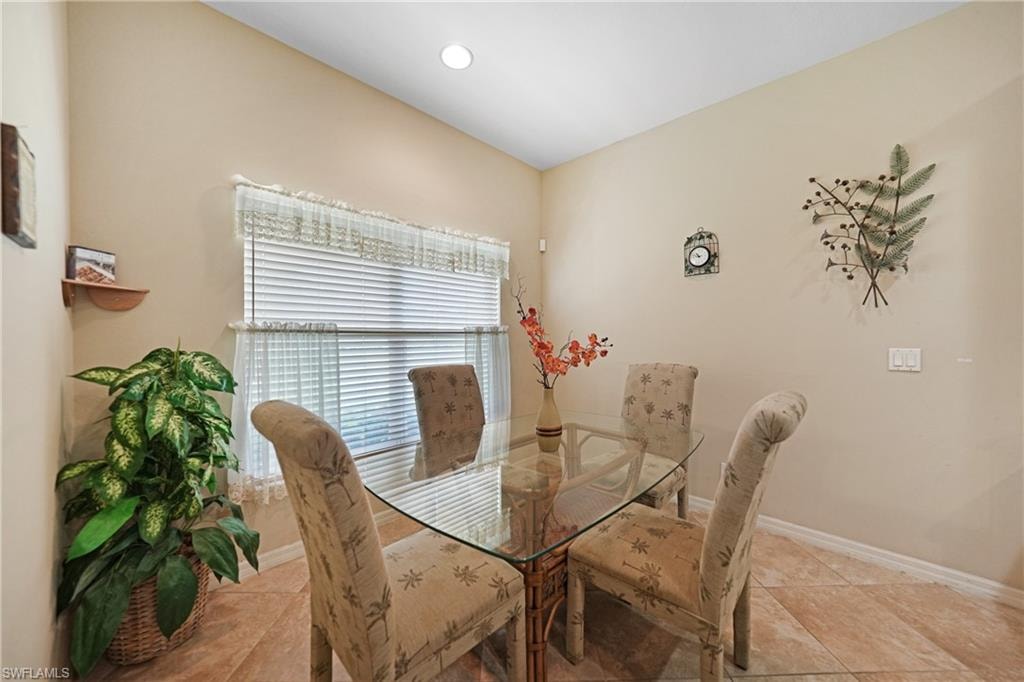 2454 Blackburn CIR photo 13