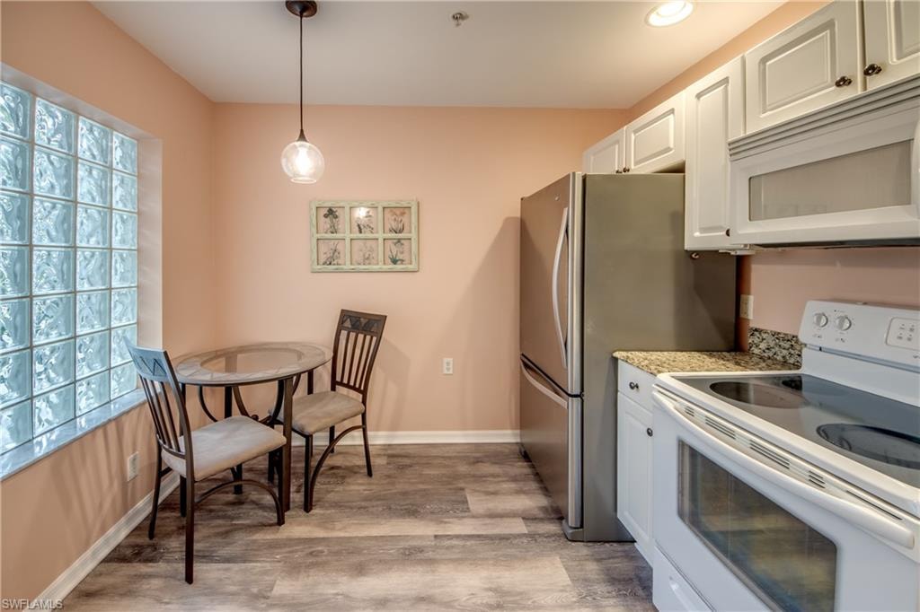 12181 Summergate CIR 104 photo 12