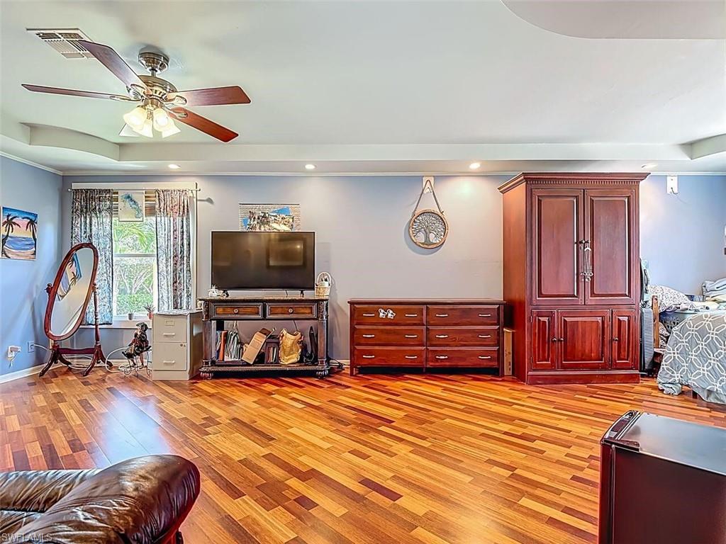 14991 Savannah DR photo 17