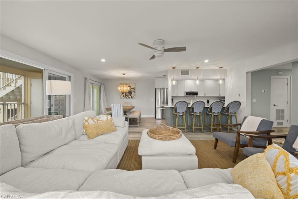 585 Gulf DR A2