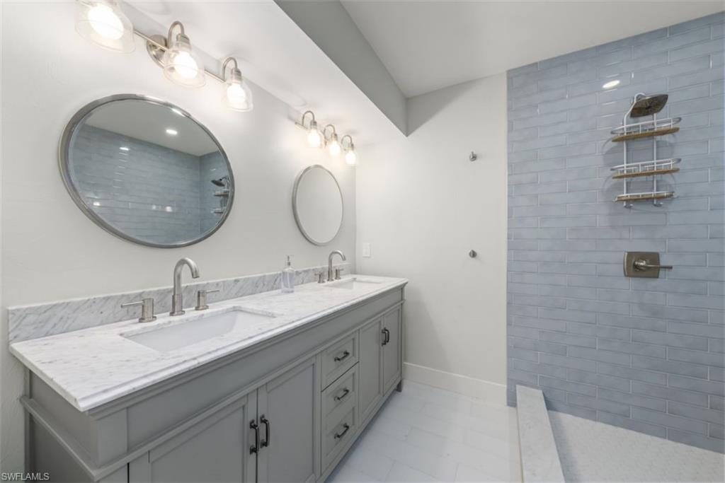 585 Gulf DR A2 photo 24
