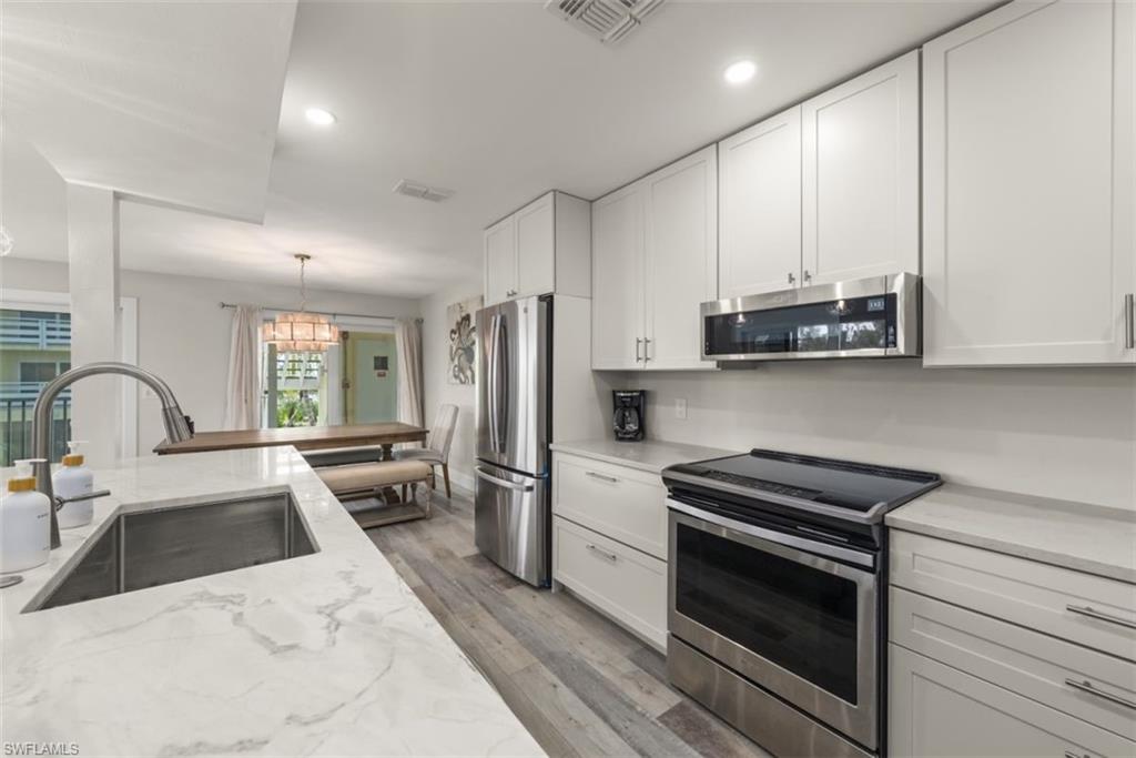585 Gulf DR A2 photo 8