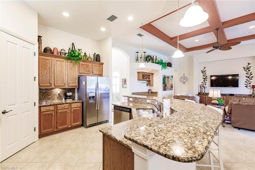 7684 Cottesmore DR photo 15