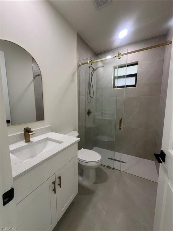 2ND BATHROOM