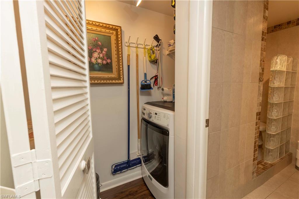 37 High Point CIR E 209 photo 14