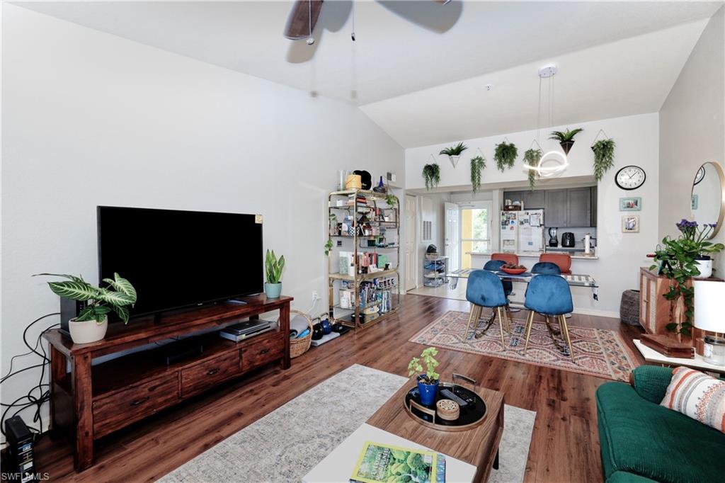 8294 Key Royal CIR 1633 photo 15
