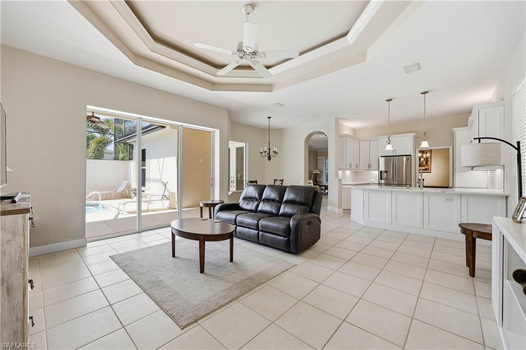 9227 Troon Lakes DR photo 17