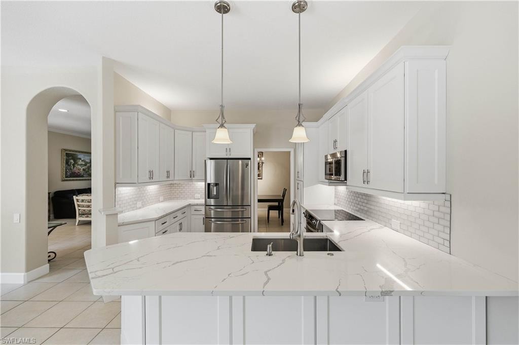 9227 Troon Lakes DR photo 18
