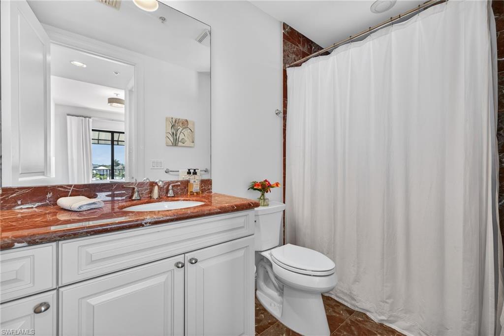 1540 5TH AVE S D305 photo 21