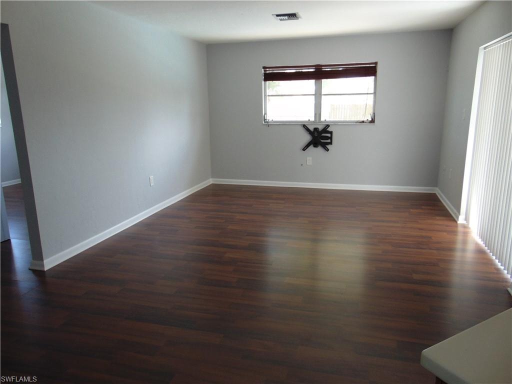 82 Johnnycake DR photo 17