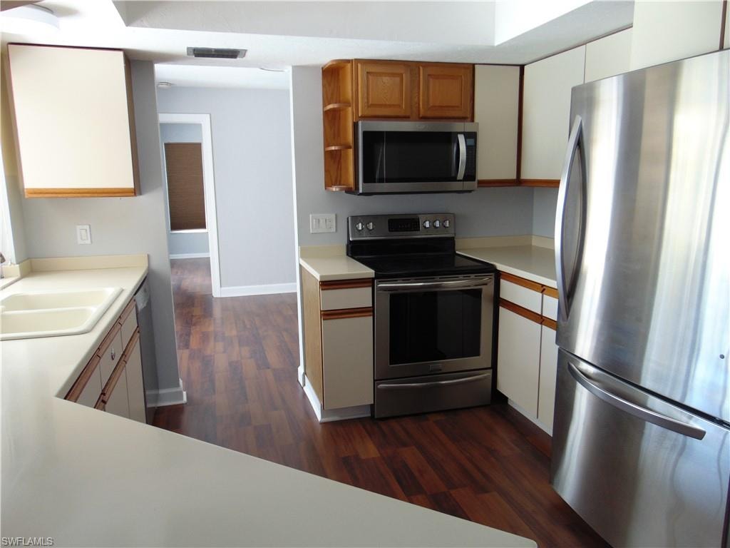 82 Johnnycake DR photo 16