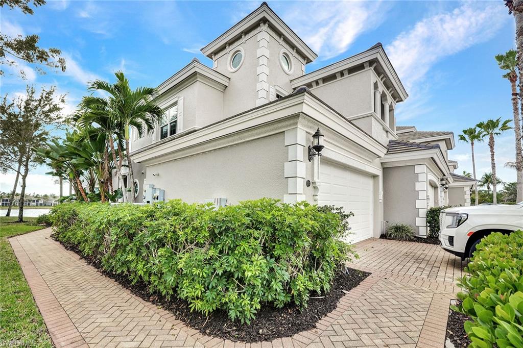 9234 Tesoro LN 101
