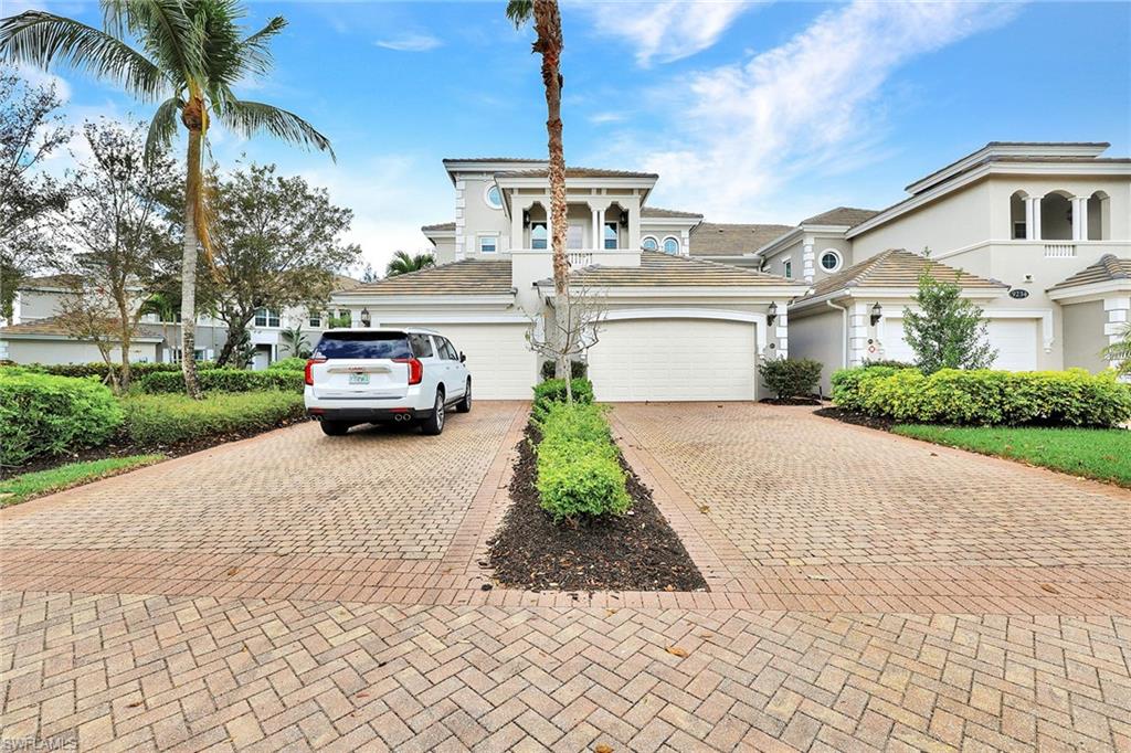 9234 Tesoro LN 101 photo 25
