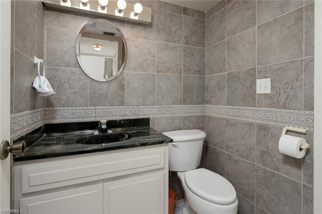 4280 Island CIR C photo 17