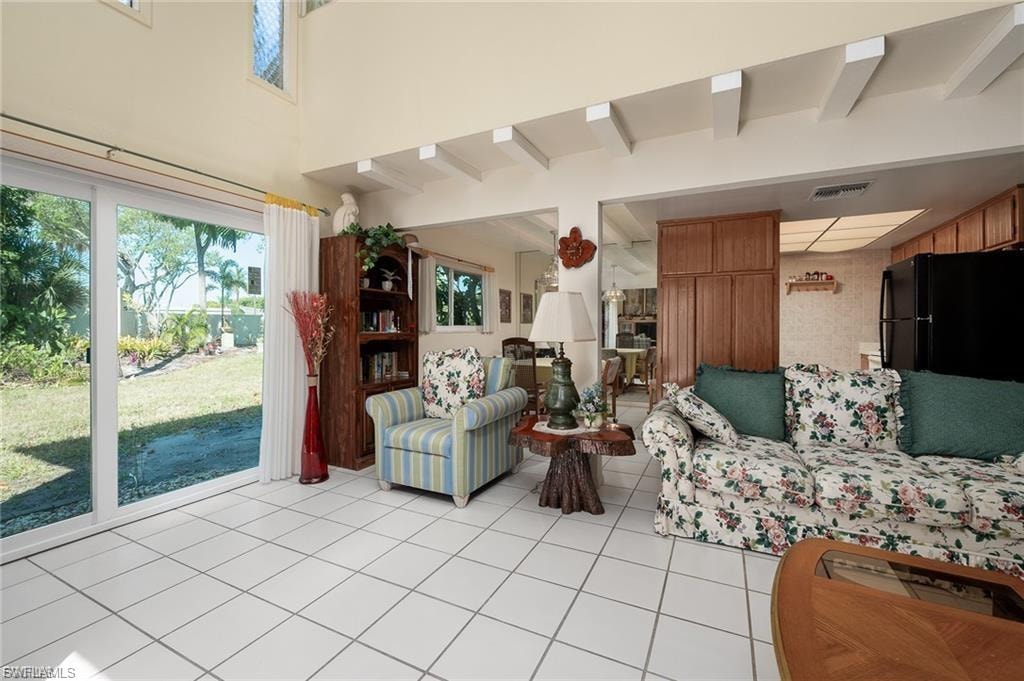 4280 Island CIR C