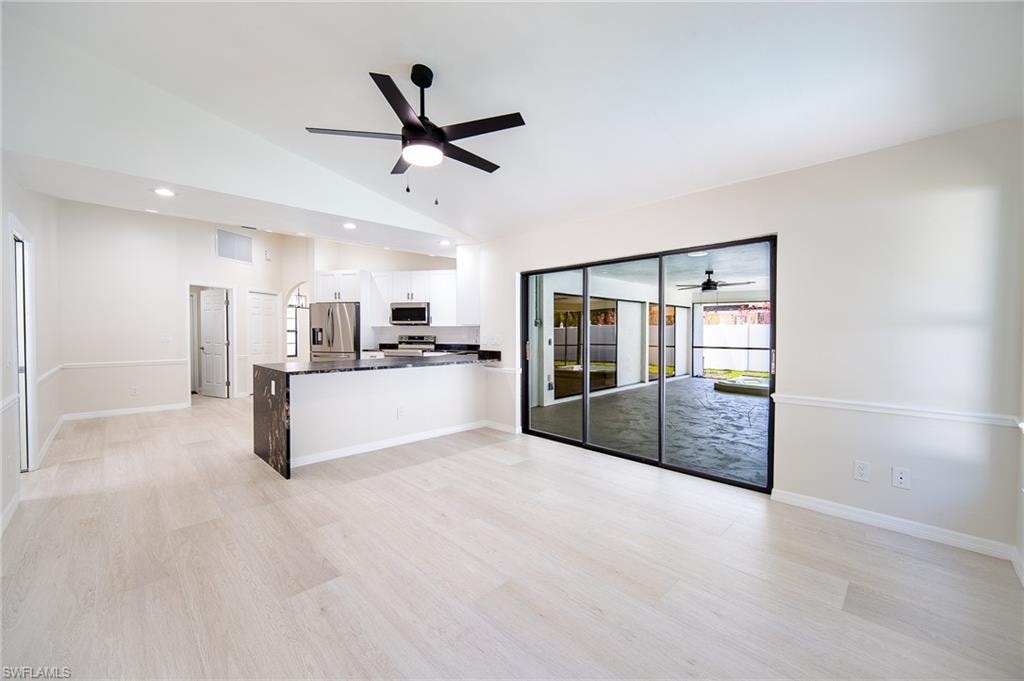 10731 Regent CIR photo 17