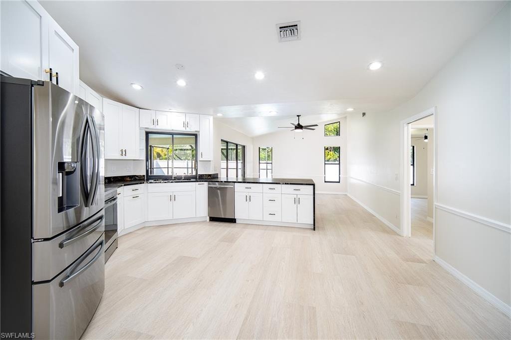 10731 Regent CIR photo 14