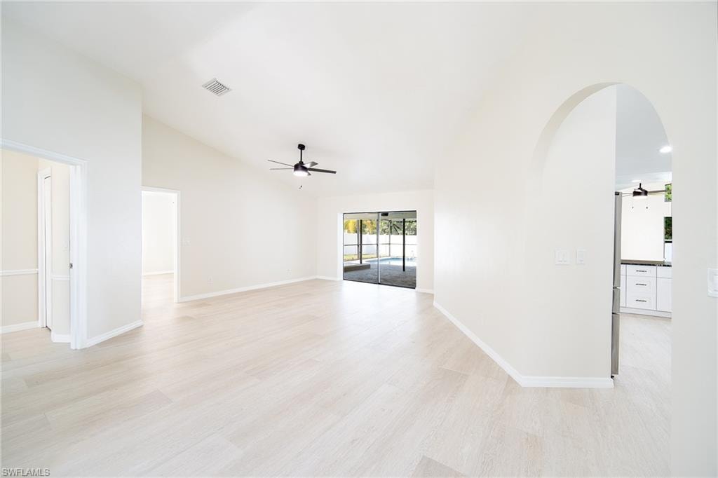 10731 Regent CIR photo 11