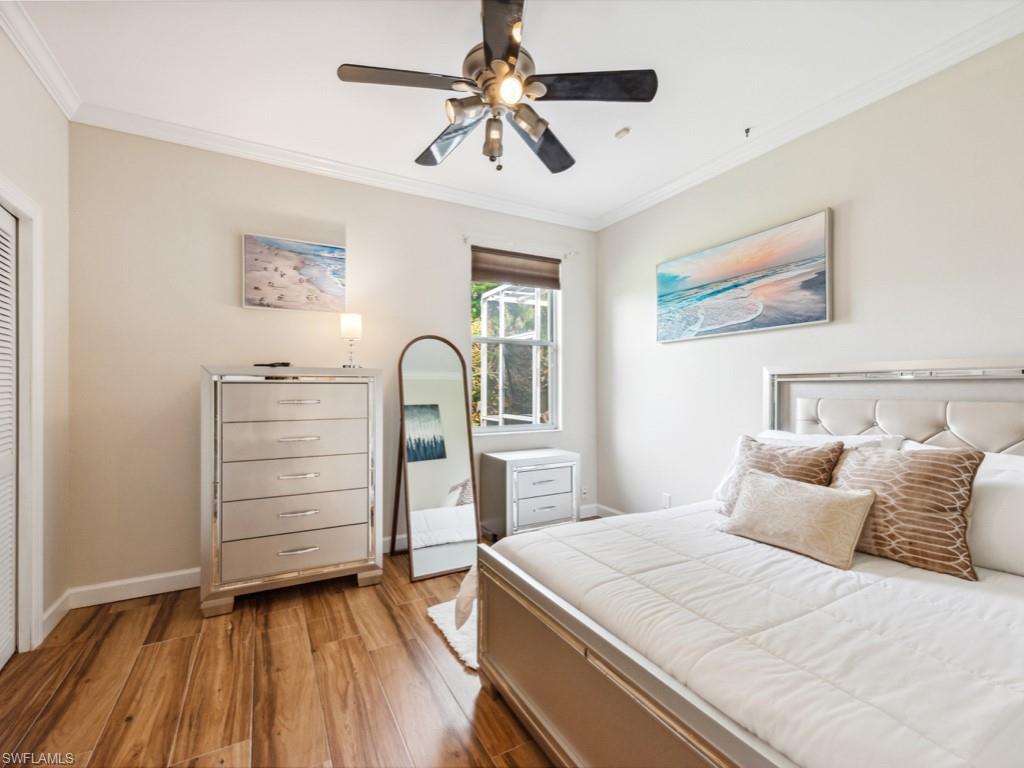 Guest Bedroom Queen Size Bed walk in closet Smart TV