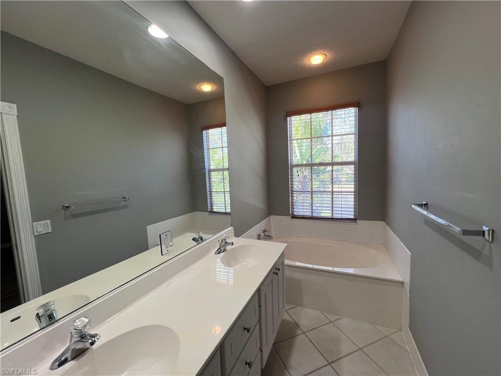 5365 Cove CIR 125 photo 32