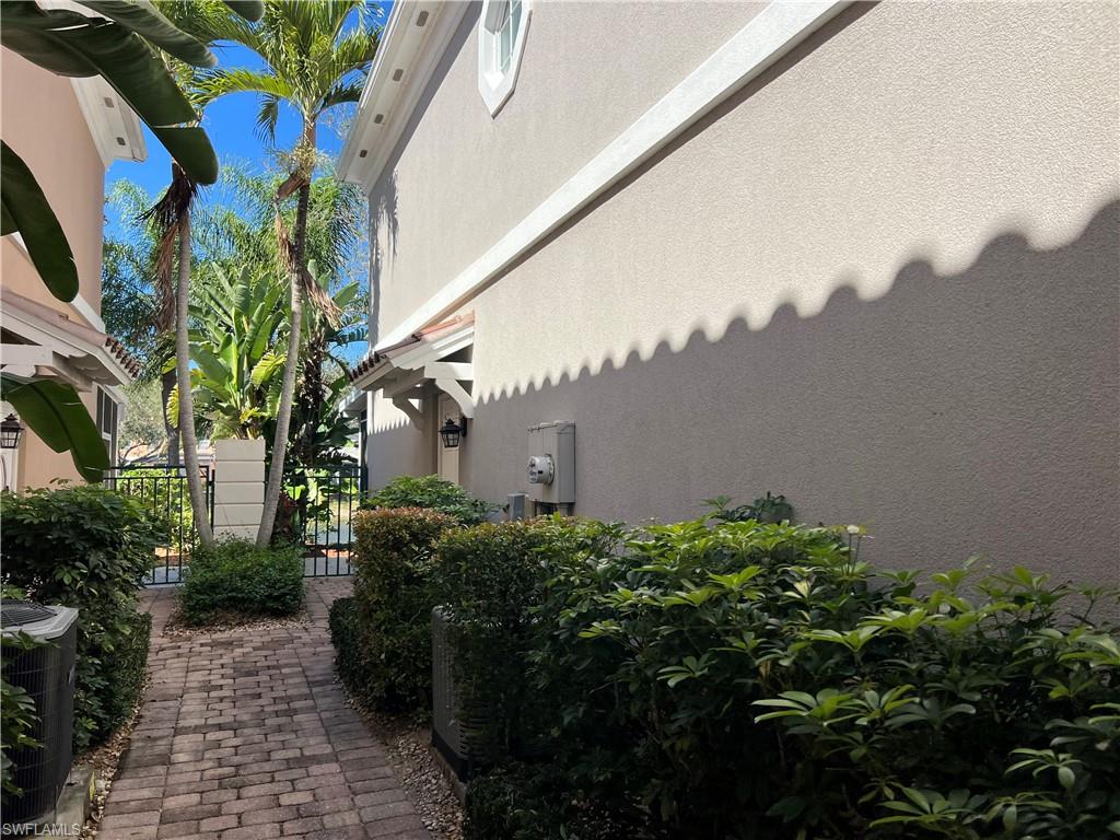 5365 Cove CIR 125 photo 29