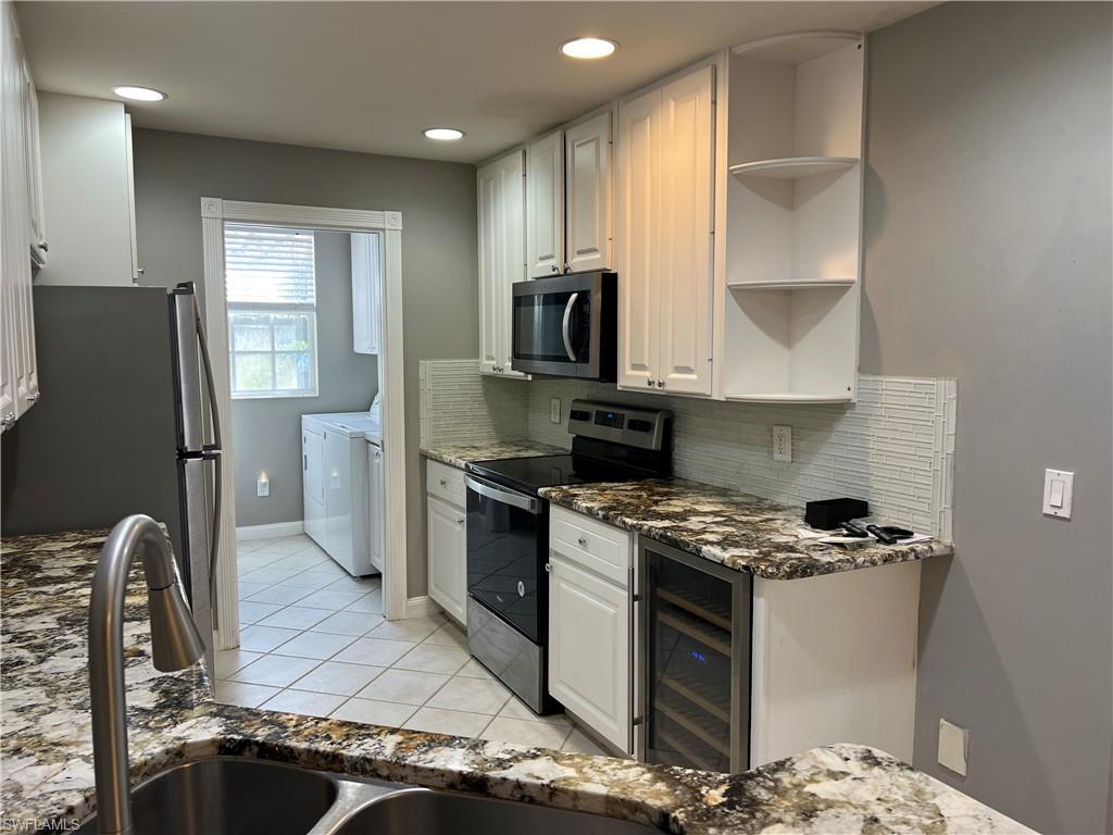 5365 Cove CIR 125 photo 21